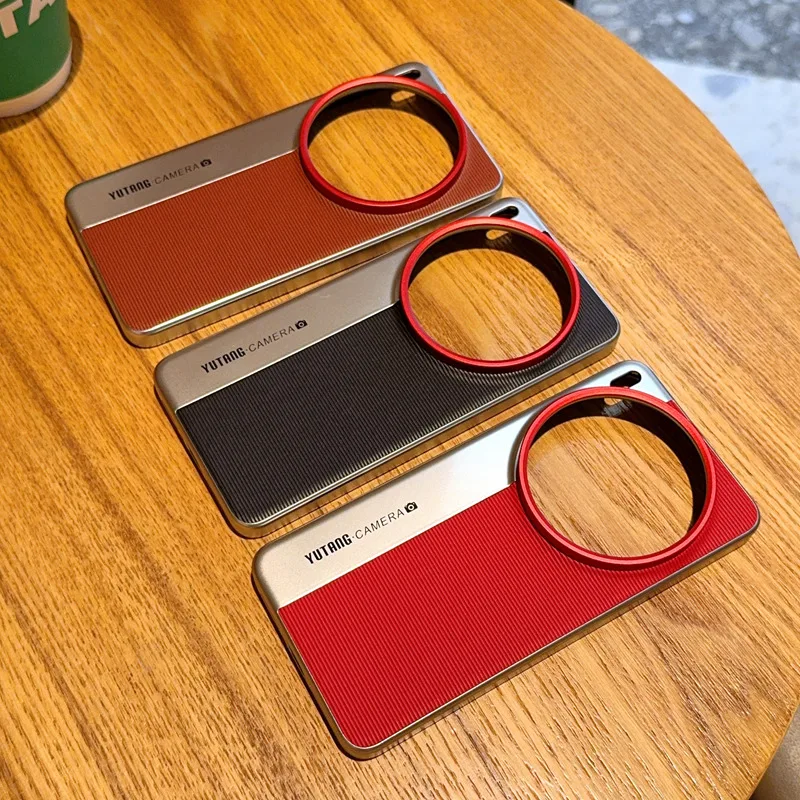Fashion Textured Stripes PU Leather Case with Electroplated Frame & Camera Protection