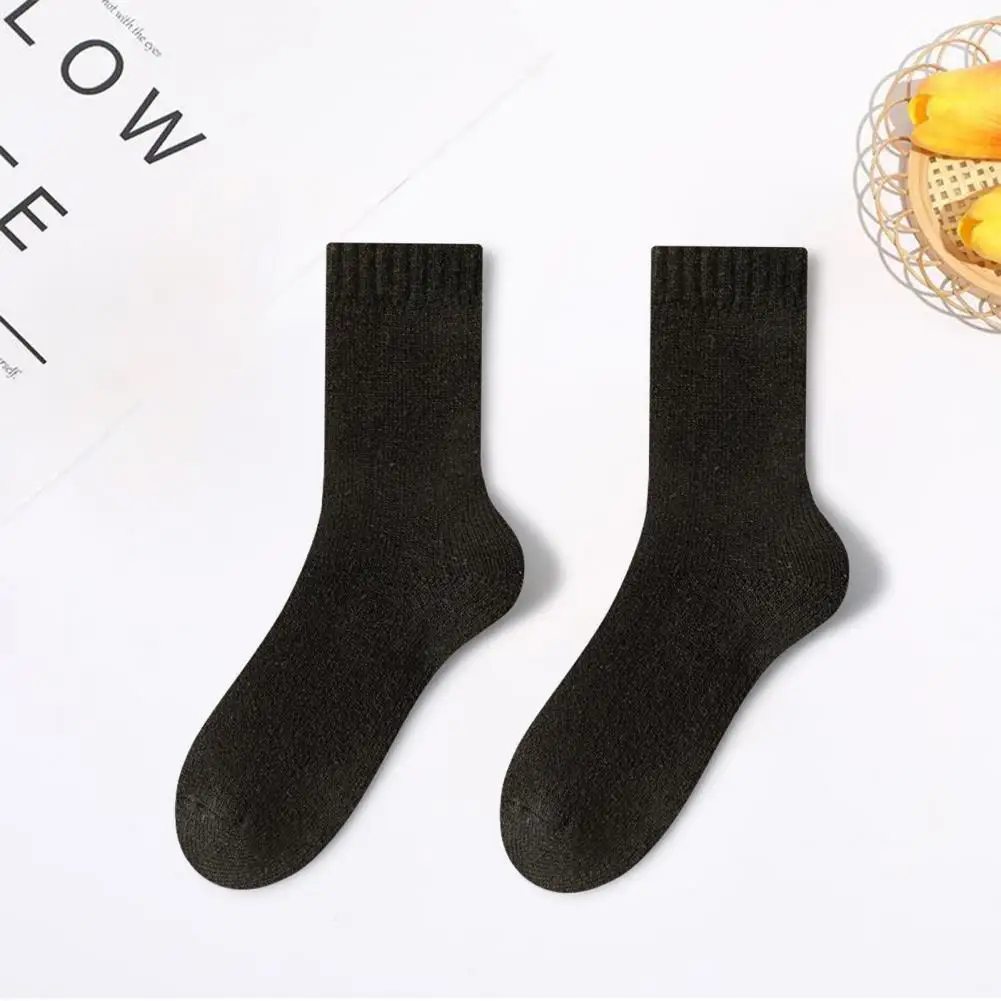 

Versatile Socks Cozy Mid-tube Winter Socks Anti-slip Thick Warm Unisex Footwear for Ankle Protection High Elasticity No Odor