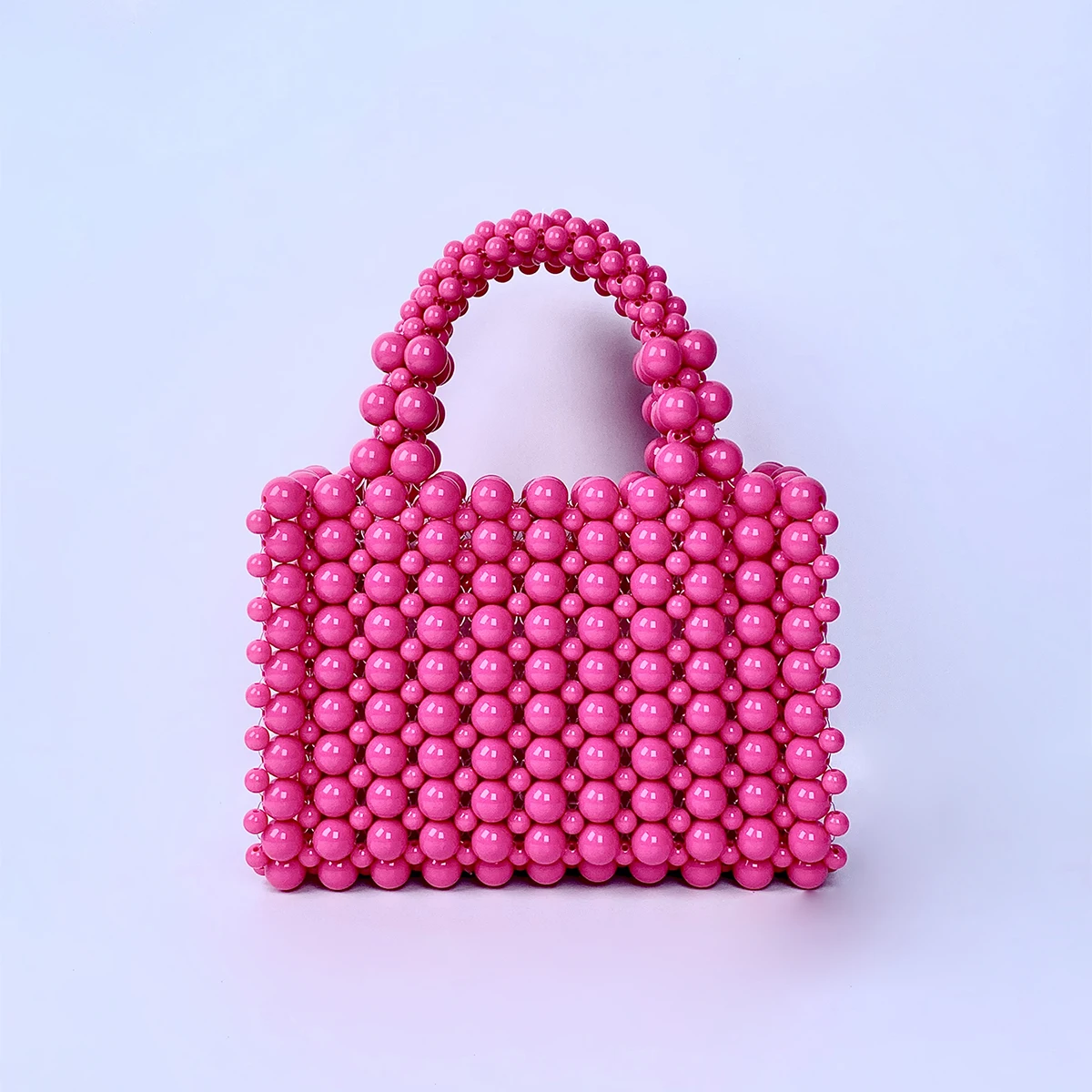 حقيبة نسائية من الأكريليك واللؤلؤ، مزينة بتطريز يد...