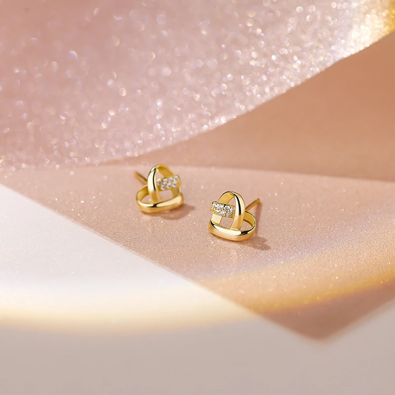 

925 Sterling Silver Korean Cross Heart Stud Earrings for women Simple Pave Zircon Temperament Piercing Ear Jewelry Wholesale