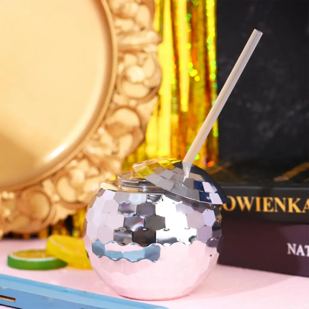 4pcs glass cup flashing plastic cup Unique Disco Ball Cups Flash Cocktail Cup Nightclub Bar Party Flashlight Straw Wine Glass Drinking Syrup Tea Bottle