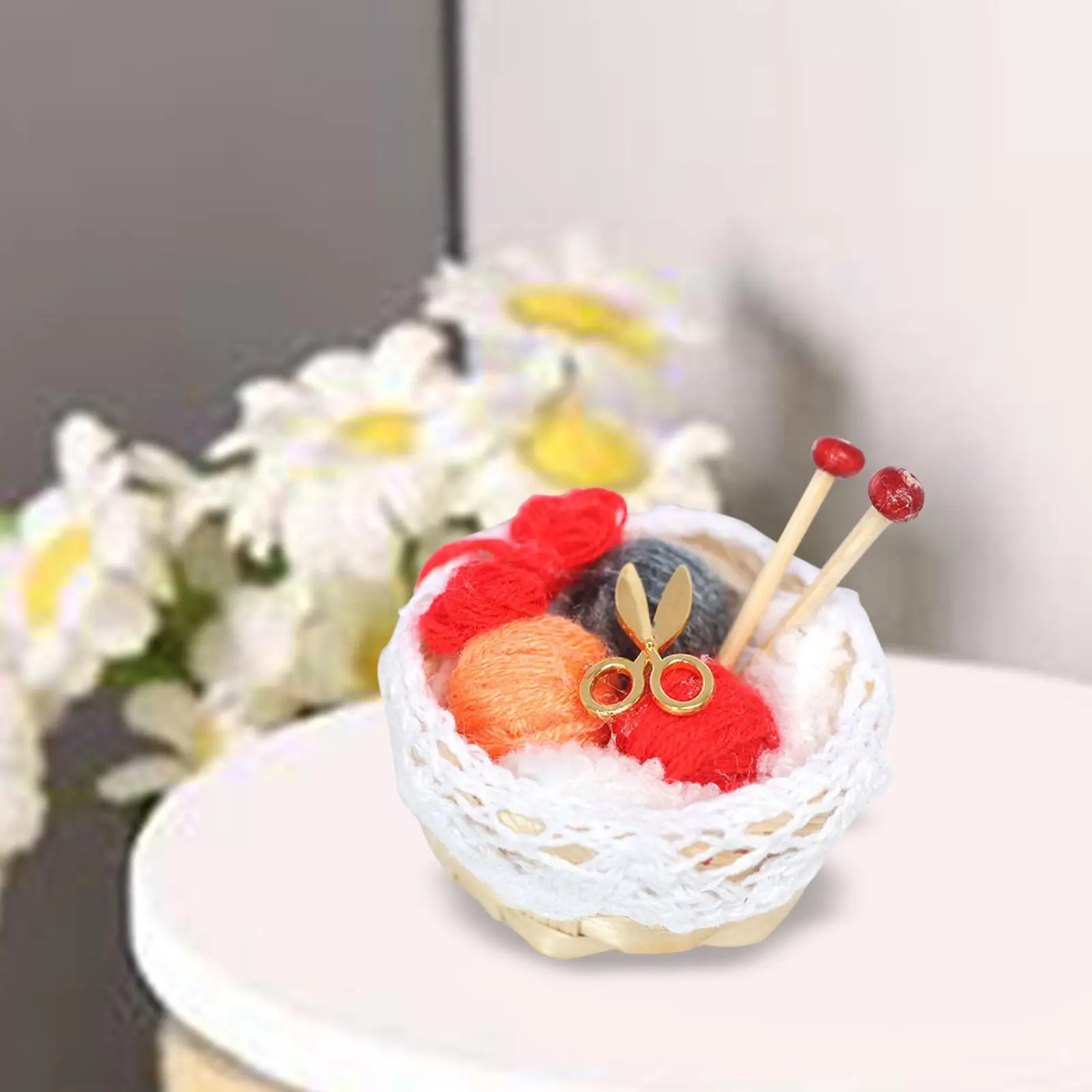 1:12 Scale Dollhouse Woolen Yarn in Basket for Dollhouse Ornaments Bedroom