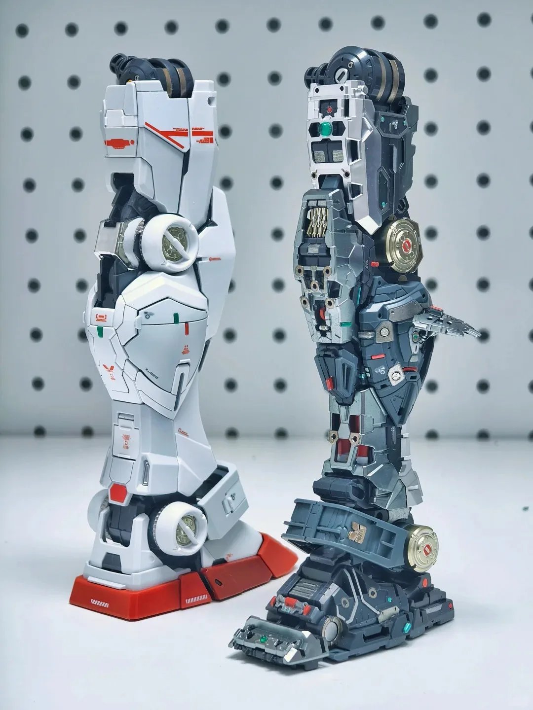 Unpainted Model Parts