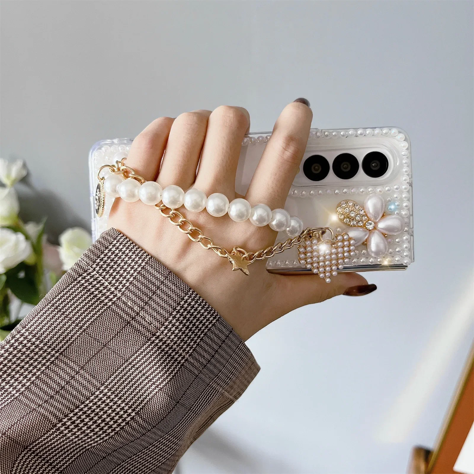 „Samsung Galaxy Z Fold 4 3 2“ dėklas moterims, prabangus rankų darbo blizgantis perlų dirželio grandinėlės deimantinis blizgučių dėklas „Z Fold 5 6“._voghion.com