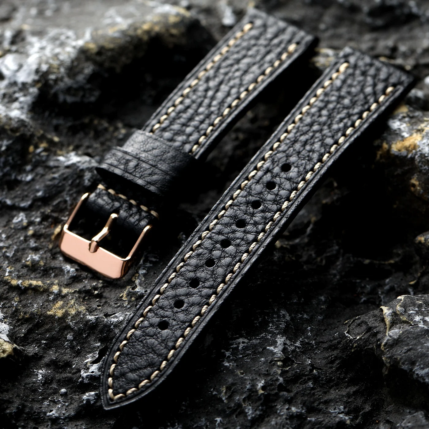 Handmade Tuscany Leather Watch Strap - Soft Retro Style in Black, Brown, and Blue (18mm, 20mm, 22mm)
