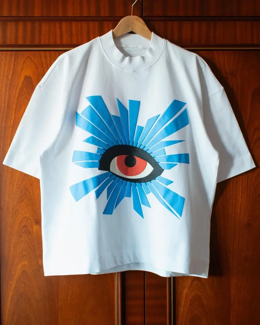 thumbnail image 1 of Nueva camiseta Y2K de hip hop con estampado de ojo de diablo, camiseta de cuello redondo de gran tamaño para hombres y mujeres, ropa gótica de manga corta, tops, ropa urbana, 1 of 5