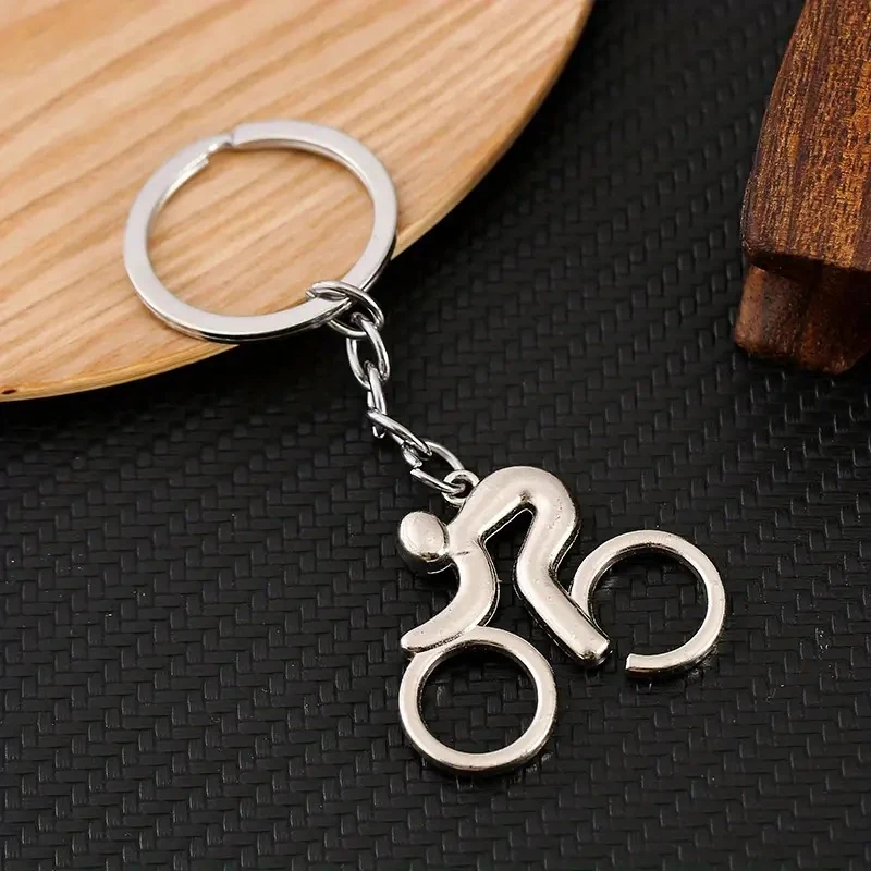 1 Stück, Metall-Fahrrad-Schlüsselanhänger – perfekt zum Radfahren, Reiten und Aufhängen – ideales Geschenk für Geburtstage, Partys und Feiertage – Detail 1