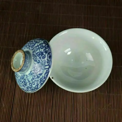 Chinese old porcelain Blue and white double happiness lotus covered bowl For kitchen 2