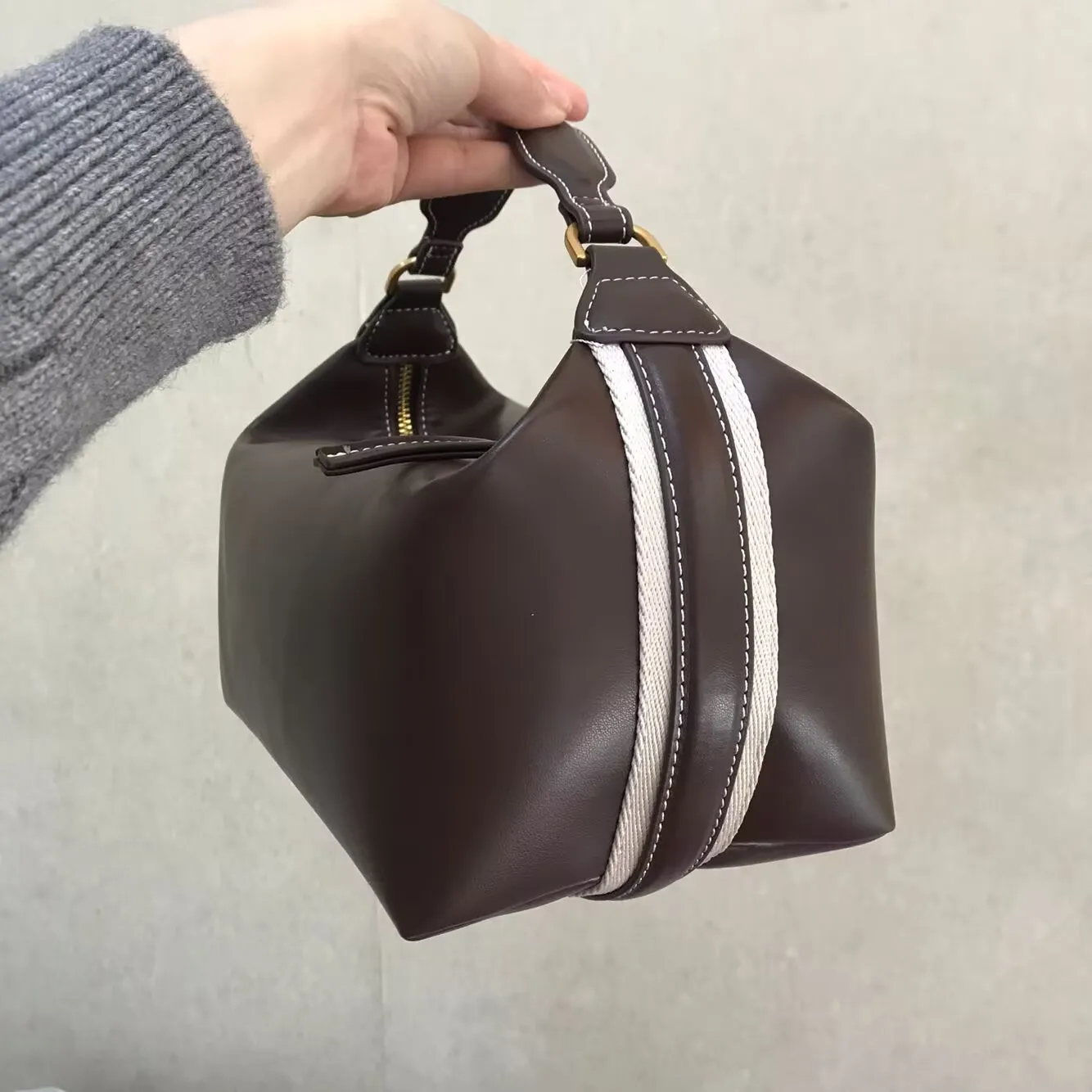 NEW Classic Designer PU Leather Crossbody Bag for Women Travel Handle Handbag Fashion Shoulder Messenger Bag Ladies Bag