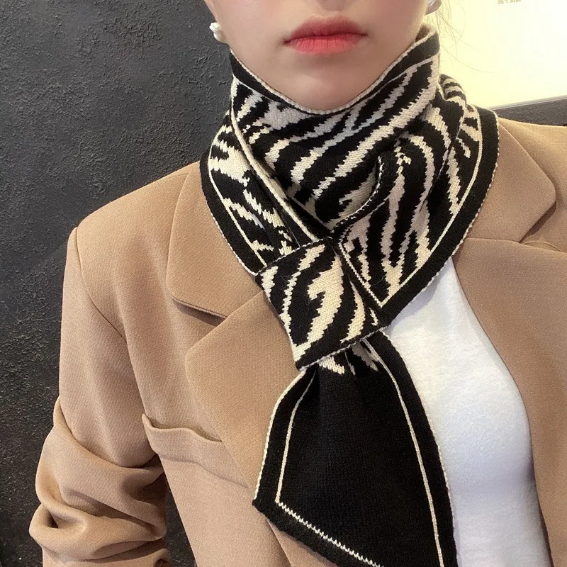 Women's Scarf Fashion Versatile Knitted Scarf for Autumn and Winter Classic Stylish Korean Scarf - 4