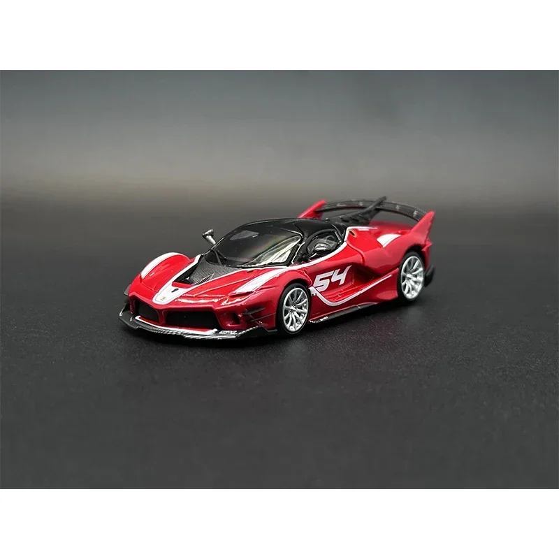 

SH маленькие игрушки 1:64 Строительная модель красная открытая капота литые коллекционные модели автомобилей миниатюрные игрушки охотники на стойке