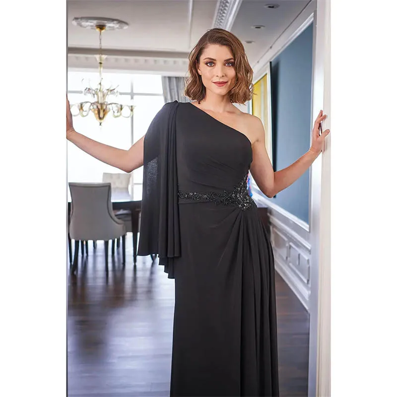 

Stylish Black Mother of the Bride Dresses One-Shoulder Chiffon A-Line Crystal Beading Formal Wedding Party Gown