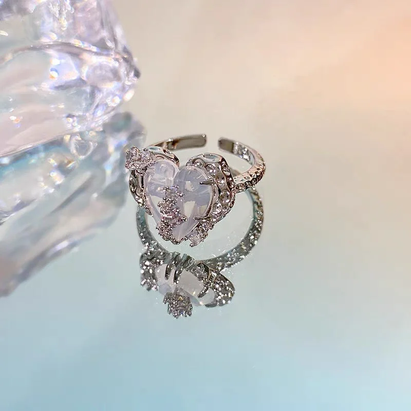 Pink Heart Rings Set Kpop Rhinestones Elegant Rings for Women Girls Shining Heart Individual Lovely Metal Silver Color Jewelry