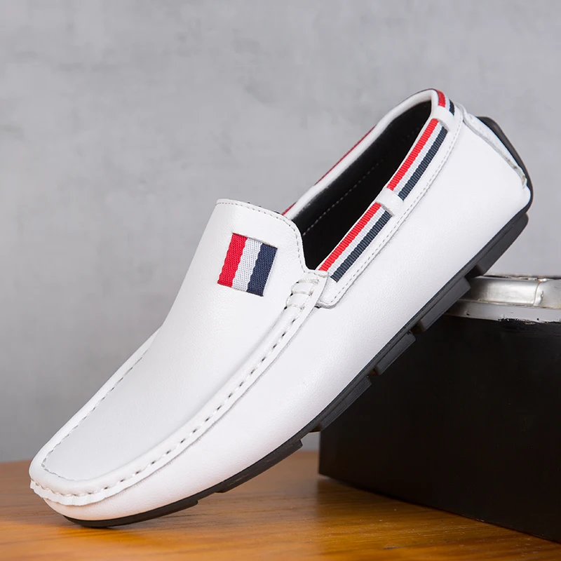 France Elegant Men Moccasins Shoes Black White Male Business Adult Officer Shoes Designer Brand Adult Fashionable Casual Loafers