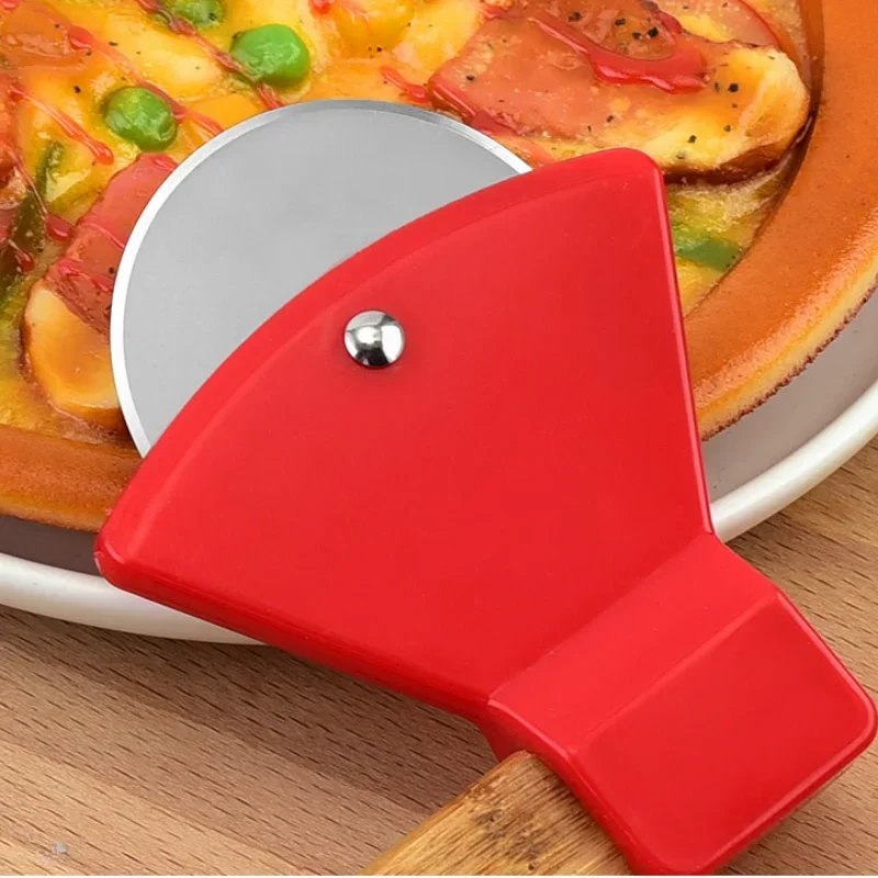 Bamboo Handle Pizza Cutter Rotating Blade Home Kitchen Cutting Tool pizza accessories Baking cutter round