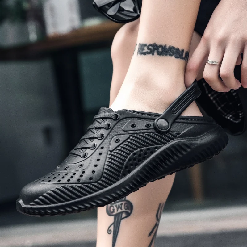 New Men's Sandals 2022 Summer Men's Slippers Beach Clogs Quick Drying Casual Shoes Waterproof Anti-skid Wading Shoes Hole Shoes