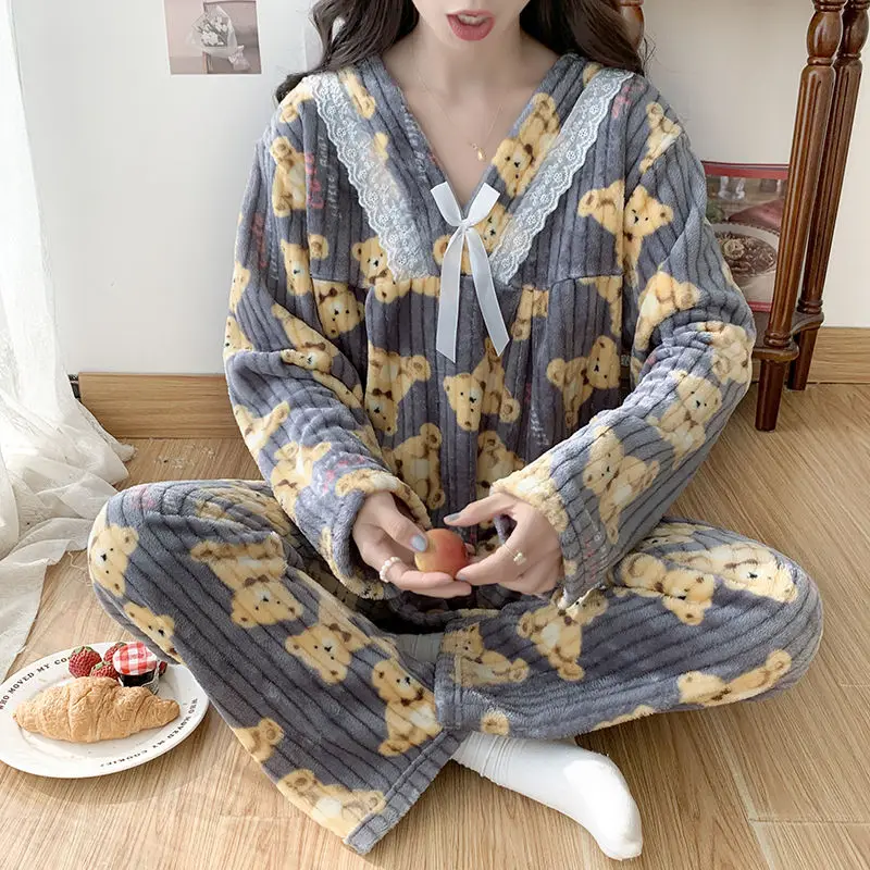 Winter Women Thickened Flannel Pajamas Female Large Size 120.00kg Wearable Sweet Warm Loungewear Suit Casual V-neck Nightclothes