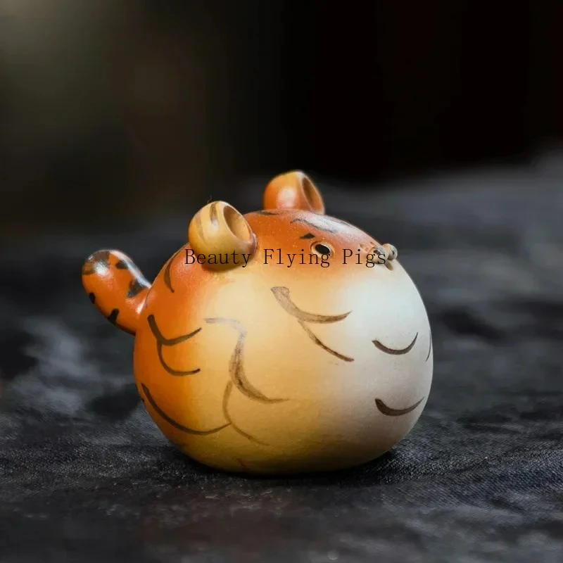 Yixing handmade purple clay tea pet zodiac tiger animal sculpture crafts tea set decoration accessories