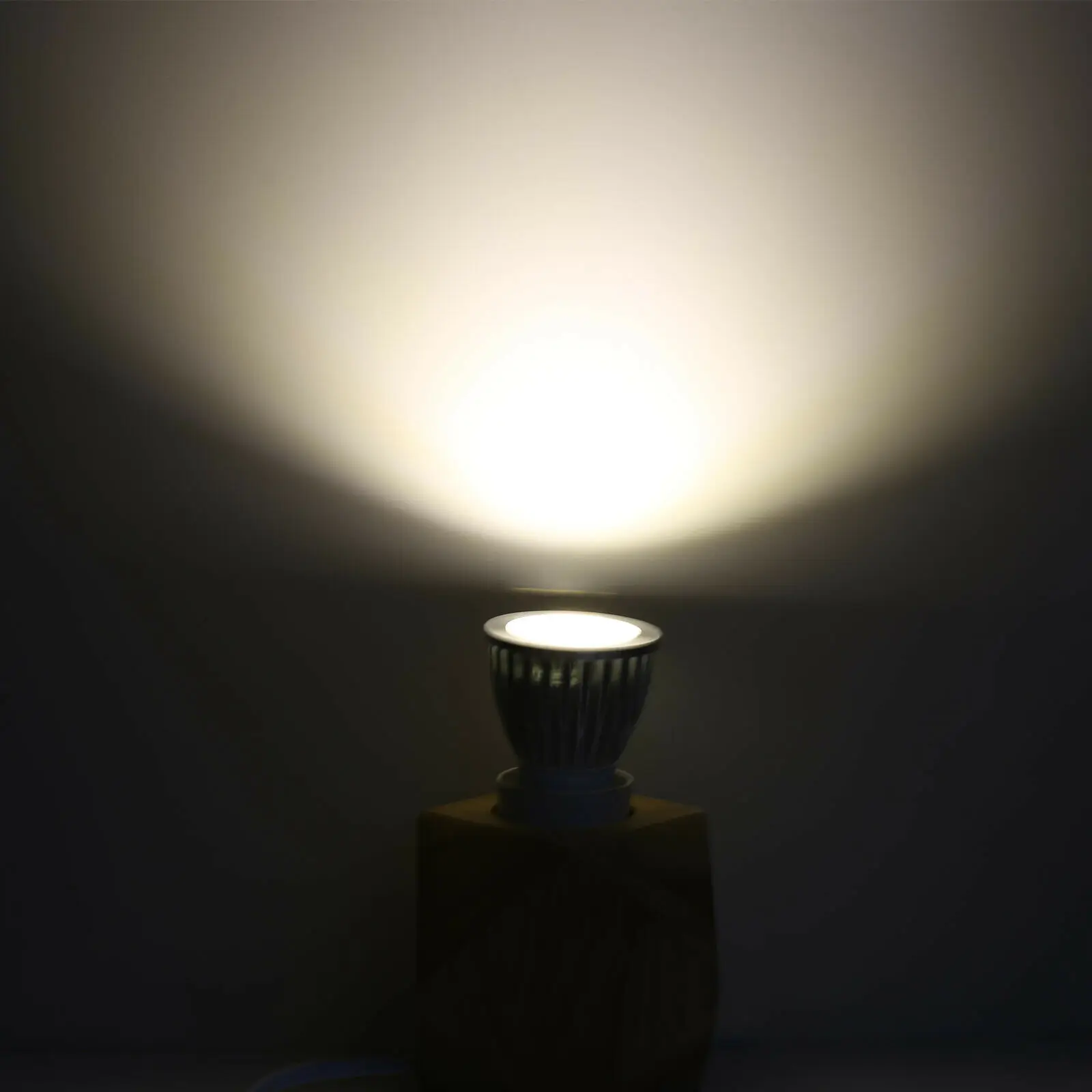 Description Picture 4 of itemLED Spot Light GU10 E27 B22 LED Light Bulb 6W 9W 12W 3000K Warm/Cold White MR16 DC 12V Replacement 110V 220V [Energy Class A+]