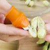 Finger Tool Multifunction Kitchen Cutter Vegetables Separator Thumb Cutter Gardening Tools Pruning Shears Garden Picking Plant 2