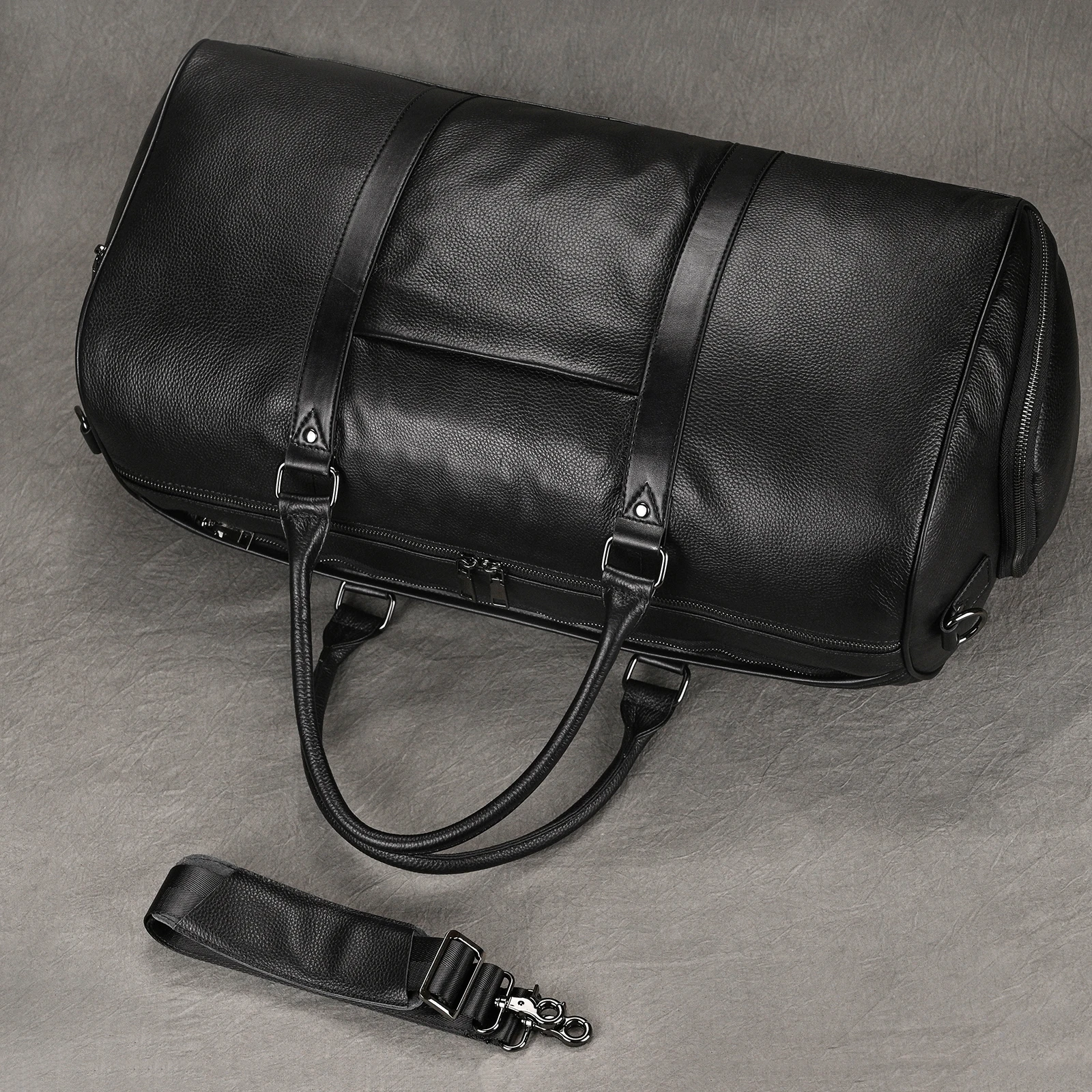 Men Genuine Leather Travel Bag Duffel Large Capacity Travel Handbag Black Man Weekend Bag Carry On Luggage fitness bag sport bag travel bag