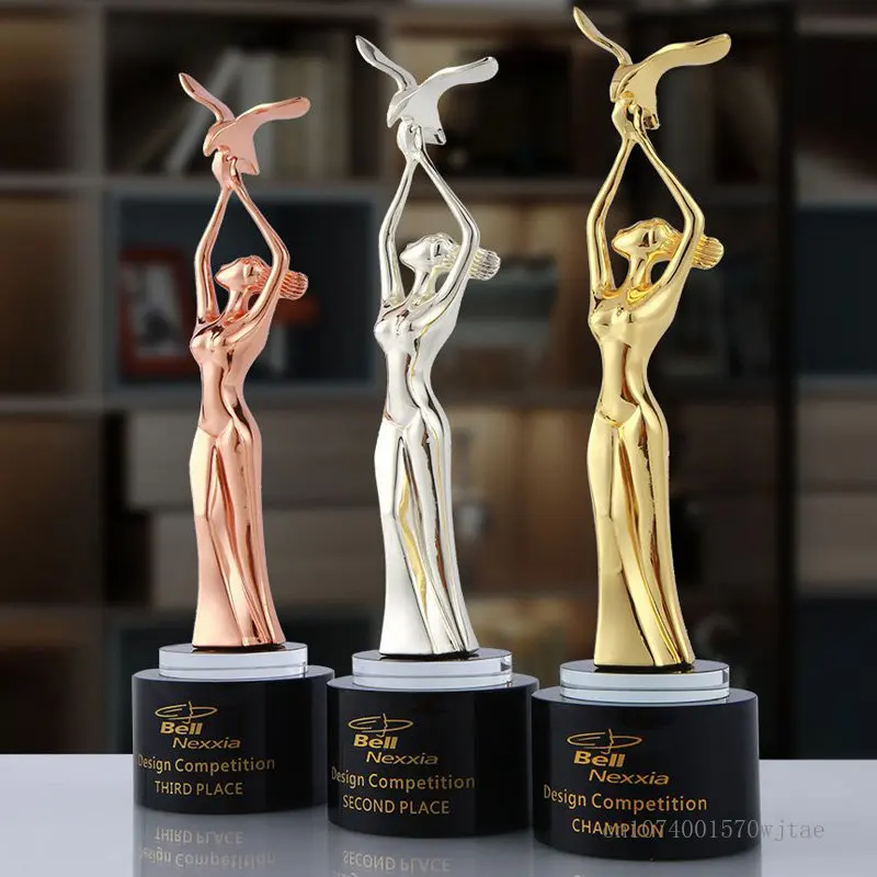 Custom Creative Metal Trophy Dance Event Award Home Decor Sculpture Zinc Alloy Gold, Silver, Copper Bottom, Black Crystal Trophy