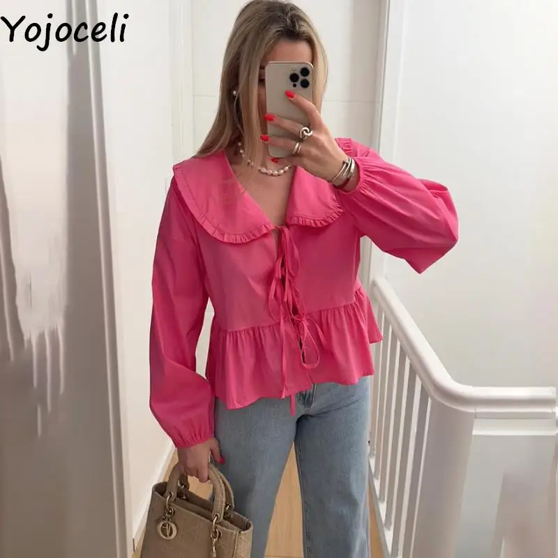 

Блузка женская с воротником «Питер Пэн», на шнуровке