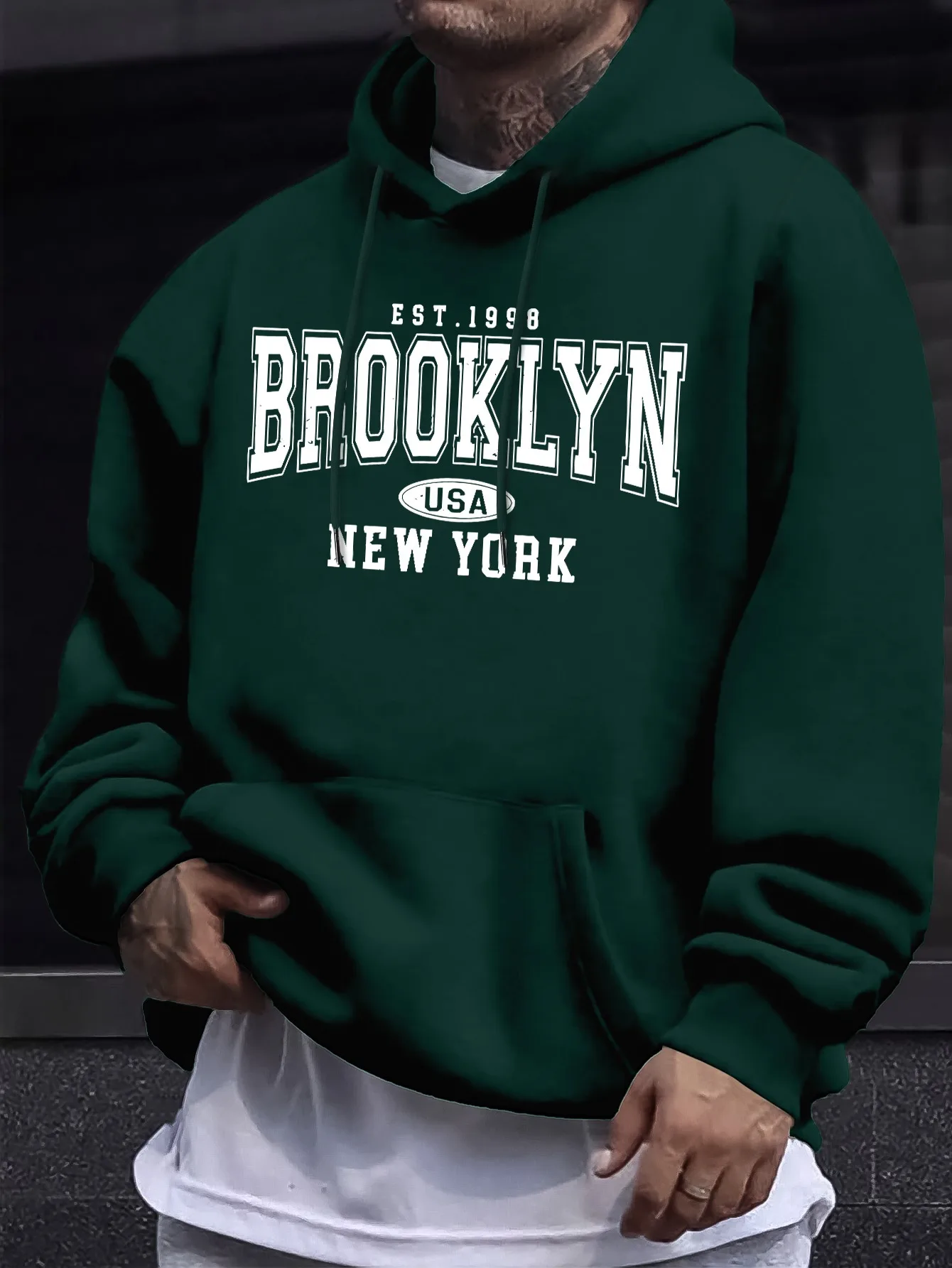 Men's autumn and winter casual fashion loose Brooklyn New York letter printed long sleeved hooded sweatshirt warm pullover