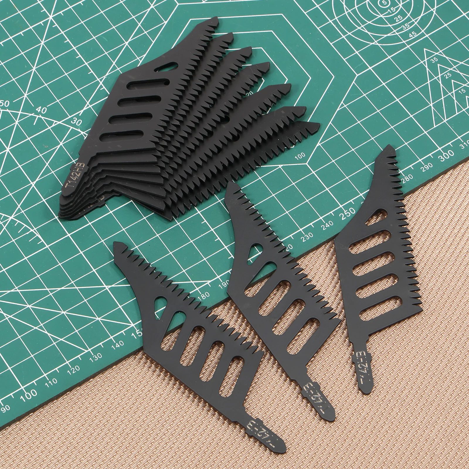 Heavy Duty Carbon Steel Jigsaw Blade for Wood Cutting