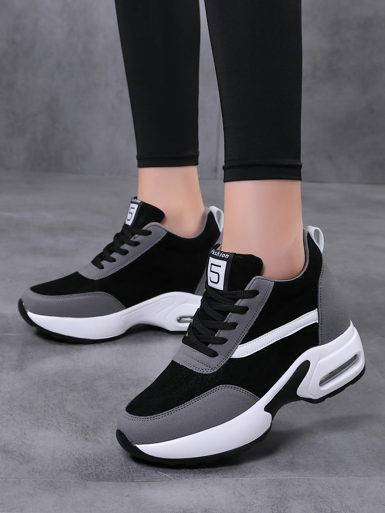 Women Running Sneakers Breathable Sports Shoes For Women Comfortable Classic Casual Shoes Women's Lightweight Sports Shoes