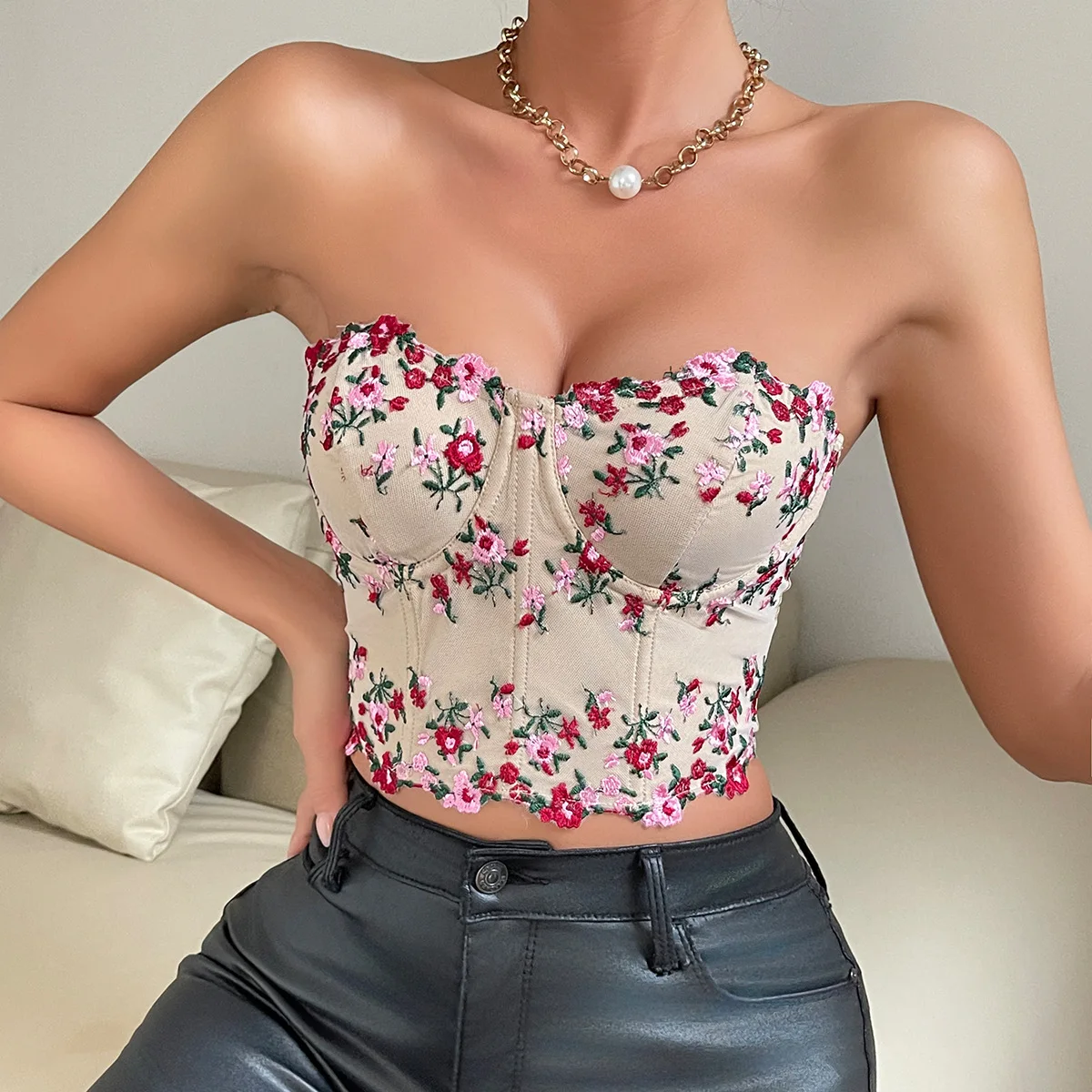 

Elegant Embroidery Strapless Crop Corset Top Sleeveless 90s Vintage Bustier Vest Womens Retro Streetwear Slim Lingerie Tank Tops