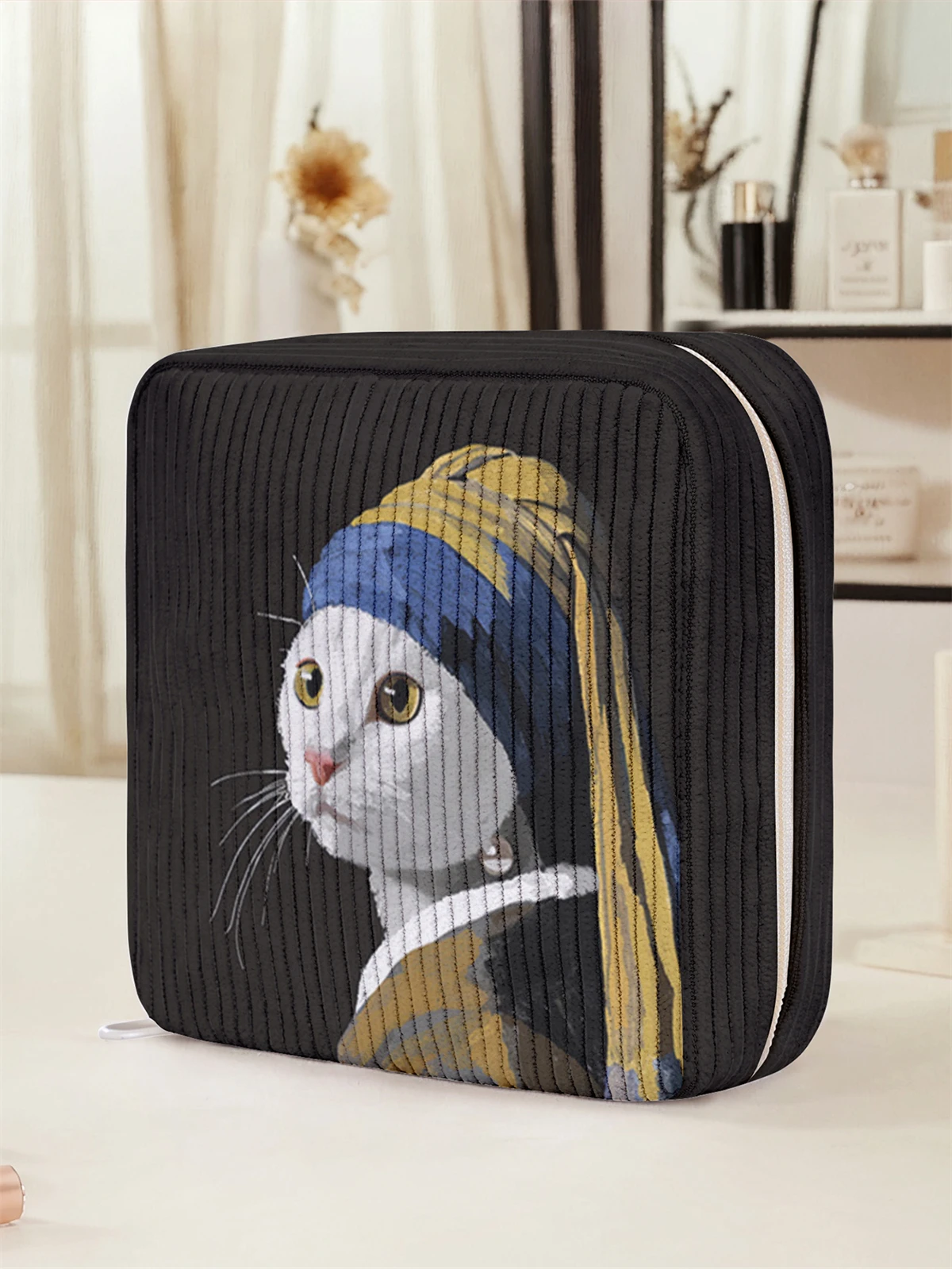 Cat pattern printed sanitary napkin storage bag, women's lightweight tissue bag, sanitary tissue bag