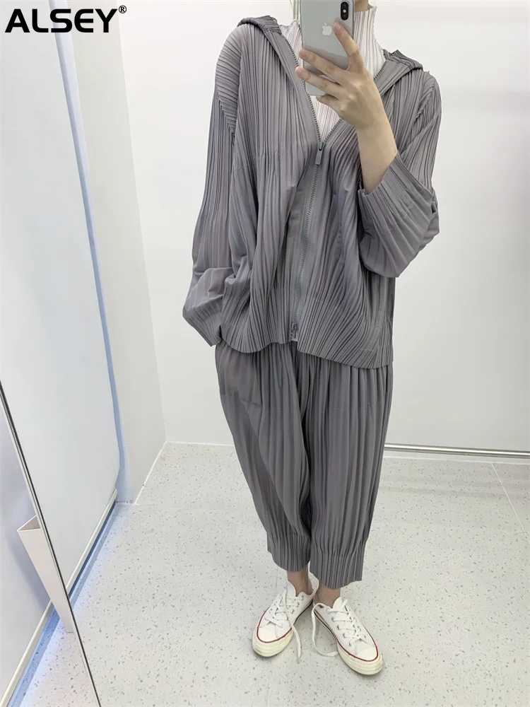 

ALSEY Miyake Pleated Casual Harem Pants Two-piece Spring Autumn New Korean Fashion Classic Hooded Zipper Jacket Women Pant Suits