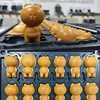 Commercial Use 12 Pieces 3D Little Bear Shape Waffle Maker Cartoon Waffle Maker Bear Waflera Machine 2400W 6