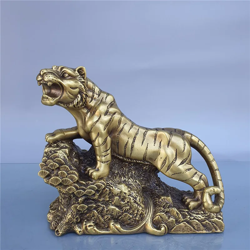 Brass tiger decorations in the year of the tiger household decorations in the living room tiger roaring mountains and rivers Zo