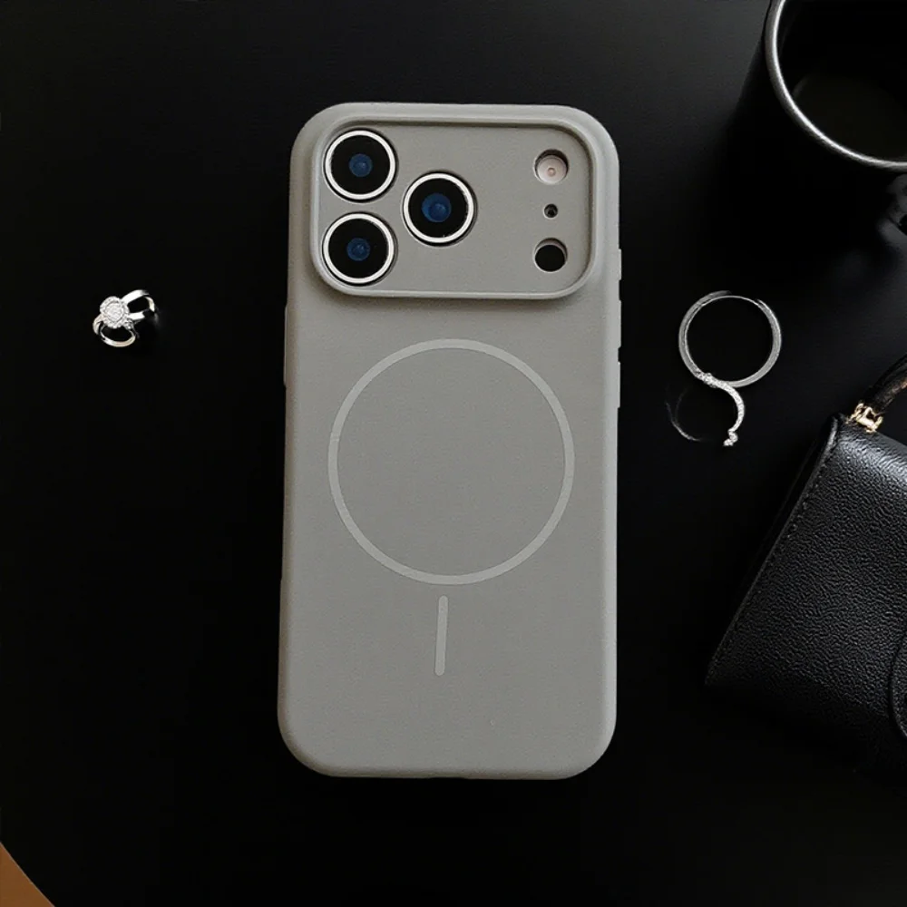 Original Smooth Silicone Magnetic Wireless Charging Case - Soft Finish