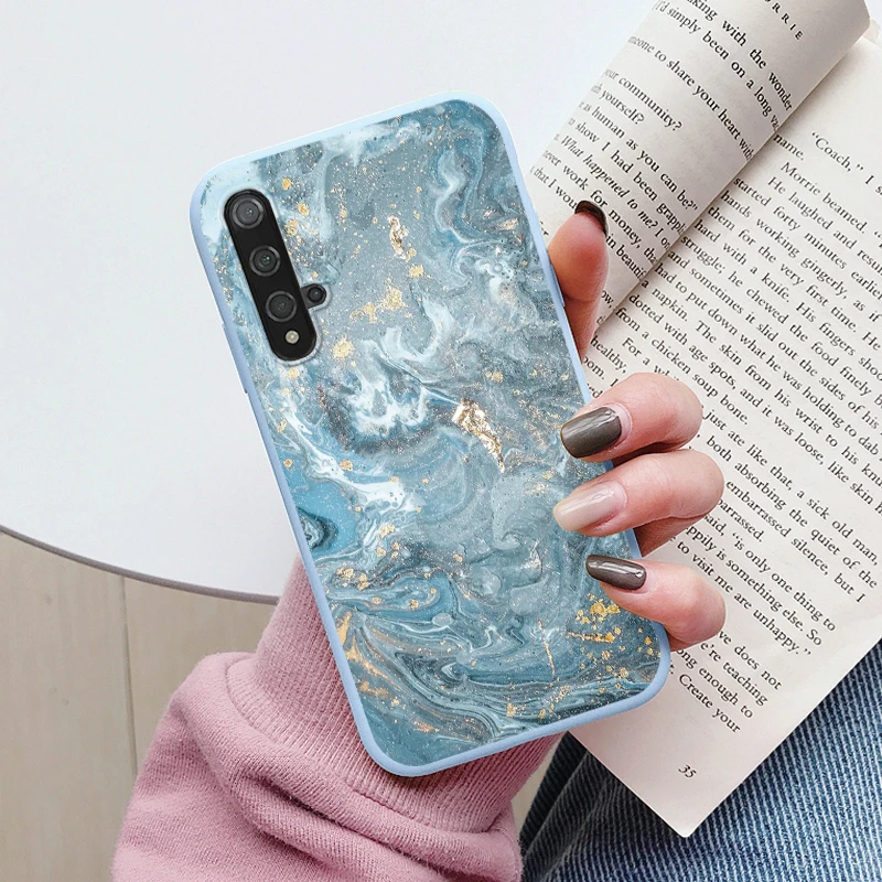 Elegant Marble Pattern Silicone Phone Case – Soft Protective Cover