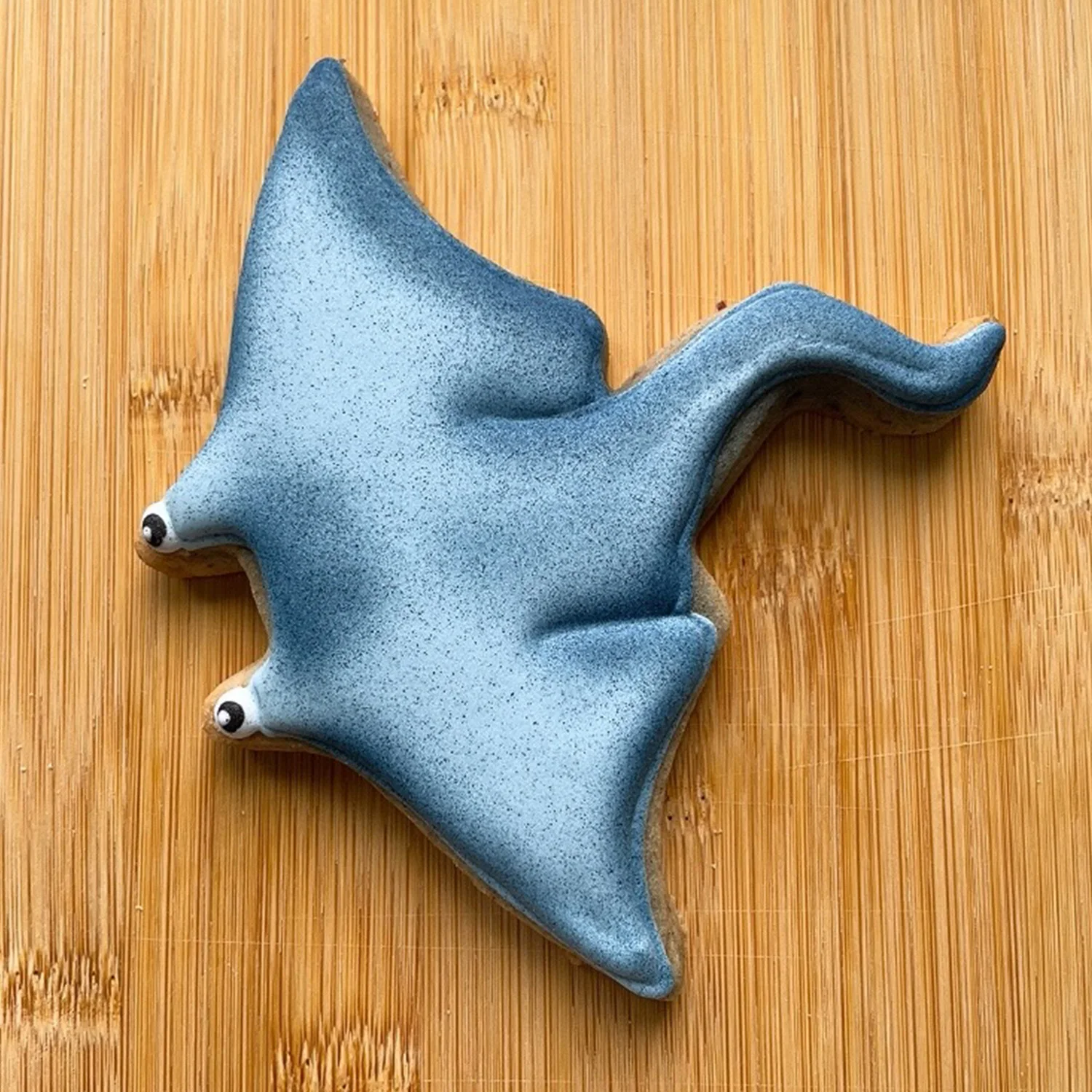 KENIAO Ocean Creatures Manta Cookie Cutter-11.4 cm-Under the Sea Biscuit Fondant Sandwich Bread Mold -Stainless Steel