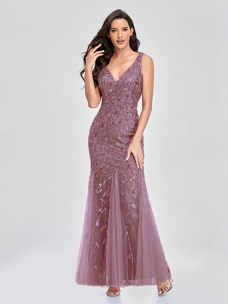 Vestidos máximos de terciopelo con cuello en V y estilo sirena Uva