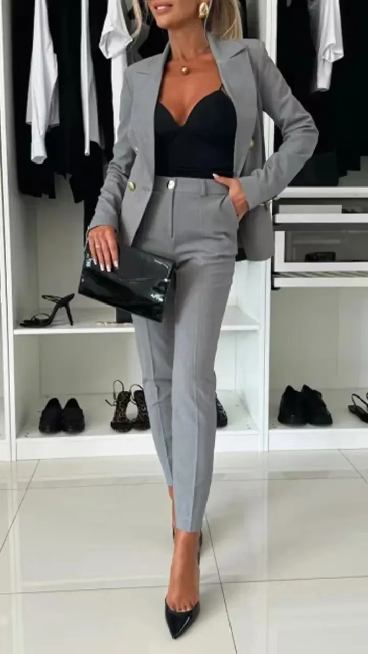 Women Office 2 Piece Set blazer detail