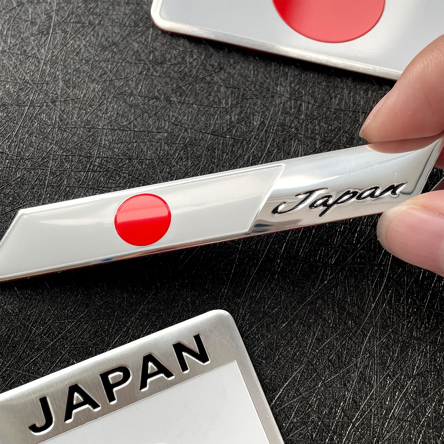 2 Stück Japan Japanische Flagge Schild Emblem Metall Aluminium Abzeichen Motorrad Roller Karosserie Dekoration Aufkleber Moto Zubehör Aufkleber – Detail 6