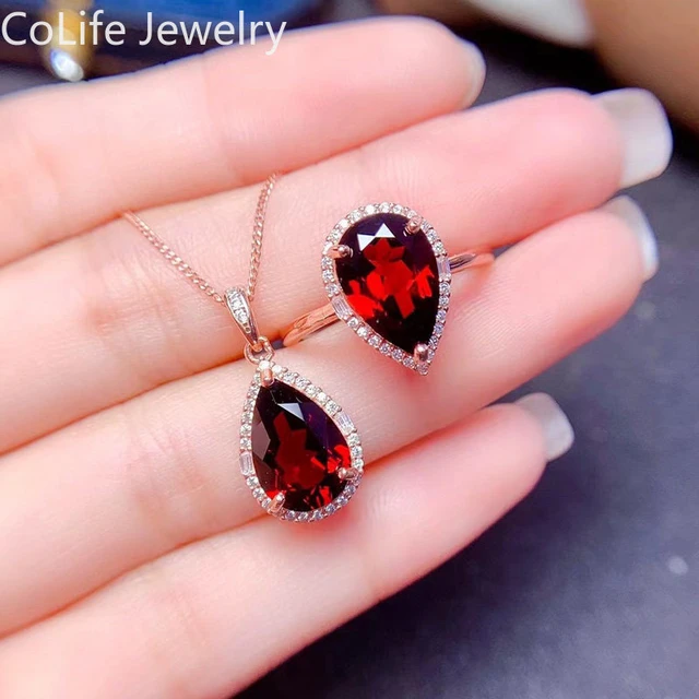 Oval Garnet Pendant in 10K Rose Gold - 17