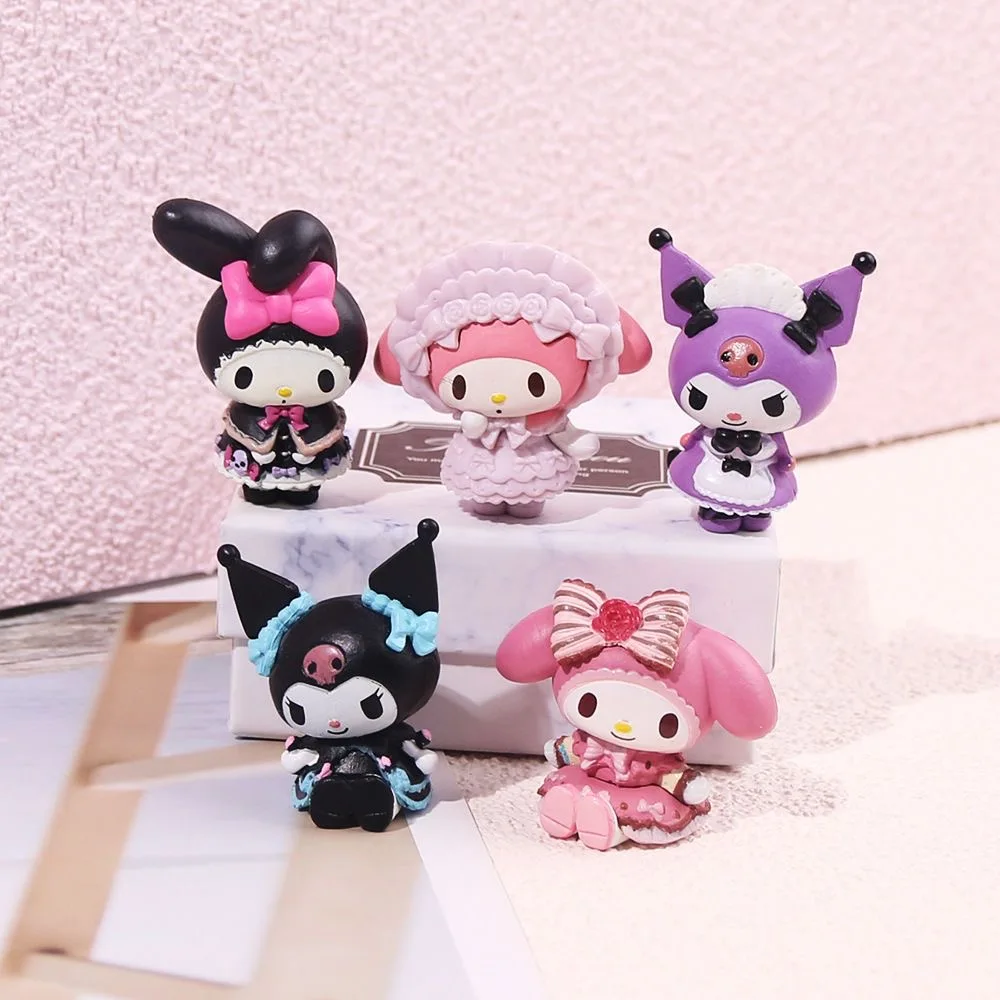 

Sanrio Melody Kuromi drag maid Lolita hand-done blind box doll table cake decoration diy accessories doll