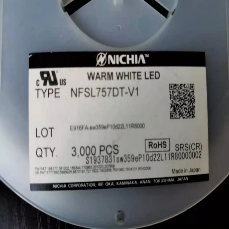 3030 따뜻한 흰색 빛 따뜻한 노란색 빛 색 온도 3500K, NFSL757DT-V1 0.5W, 100 개