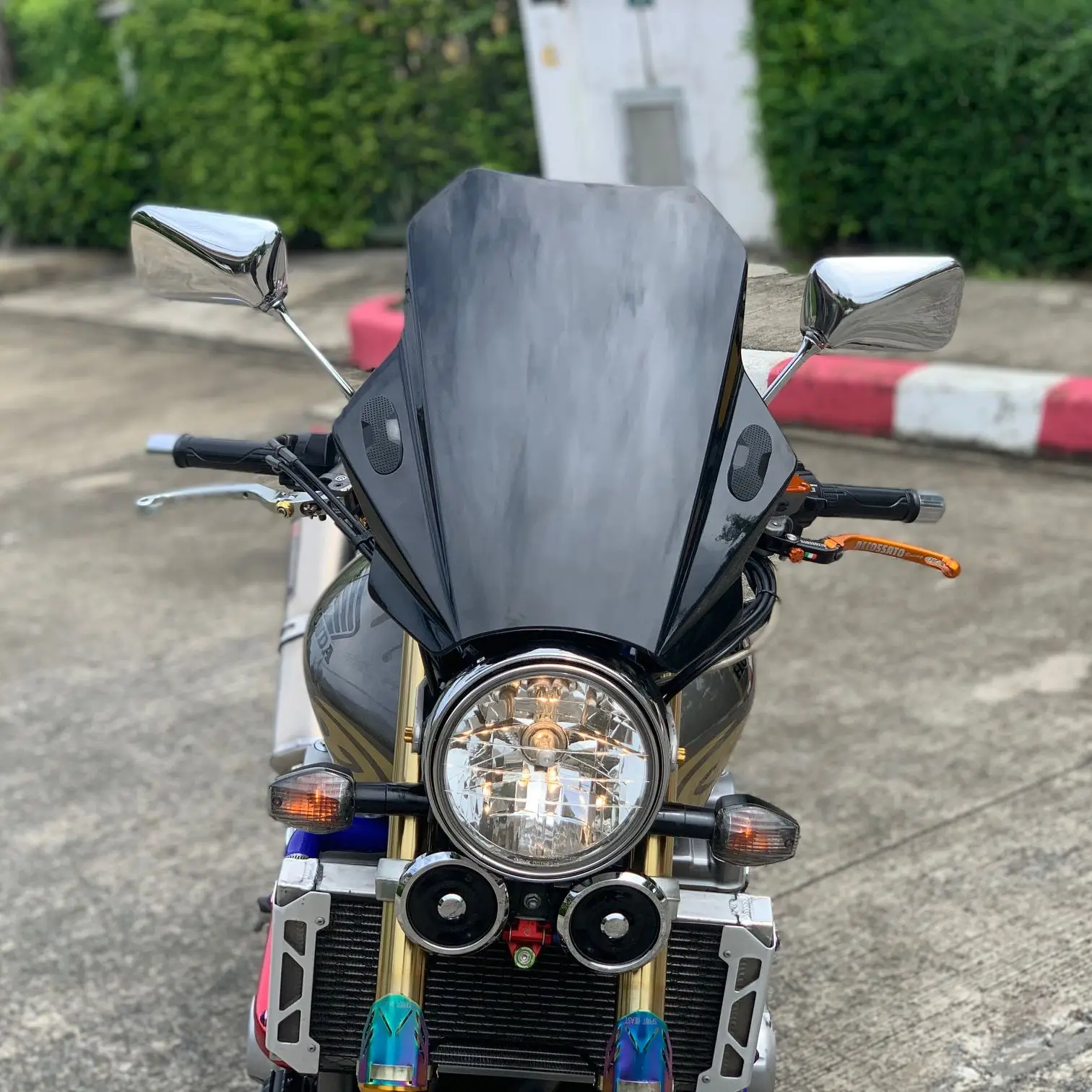     Ŀ, ũ   ÷, ߸ FZ1 FZ6 FZ8 XJ6 