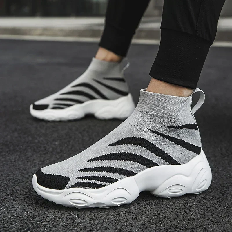 Men Fashion Socks Shoes Women Casual Boots Trendy Male Sports Shoes Thick Bottom Spring Autumn Winter Models Couples Large Size 4