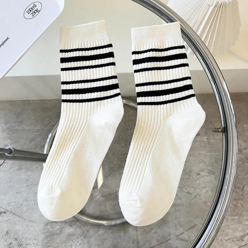 4 Paia Calzini Sportivi A Righe In Cotone - Traspiranti, Taglia Unica 36-41, Bianchi E Neri, Unisex Per Uomo E Donna