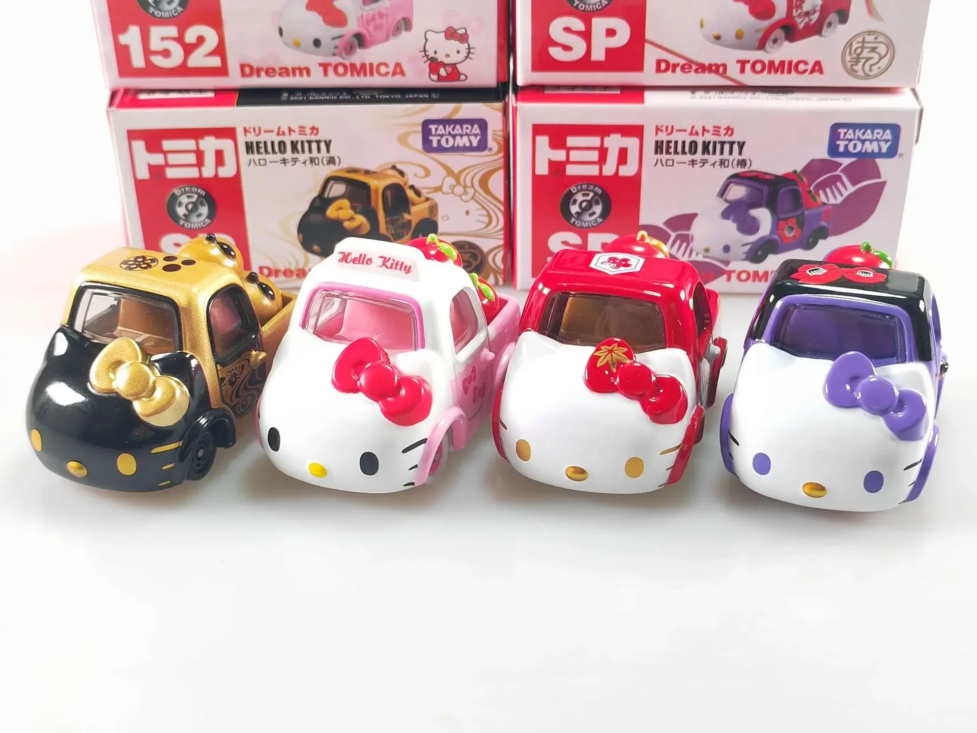 

Кавайная Sanrioed аниме мультяшная серия HelloKitty креативная модная Милая Детская игрушка модель автомобиля украшения Рождественский подарок