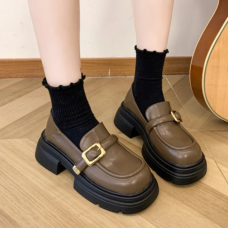 

Женские кроссовки на каблуке, универсальные повседневные осенние кроссовки в британском стиле, без шнуровки, с круглым носком, на каблуке, в стиле ретро, 2023