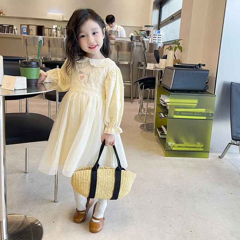 

2023 Autumn Winter Baby Girls Casual Dress Lace Mesh Floral Cartoon Rabbit Princess Dress Children Clothing 2-8 Years Clothes